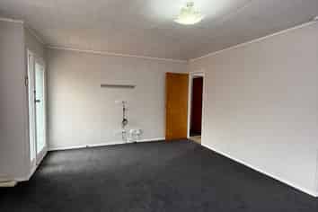 a/101 Triangle Road, Massey