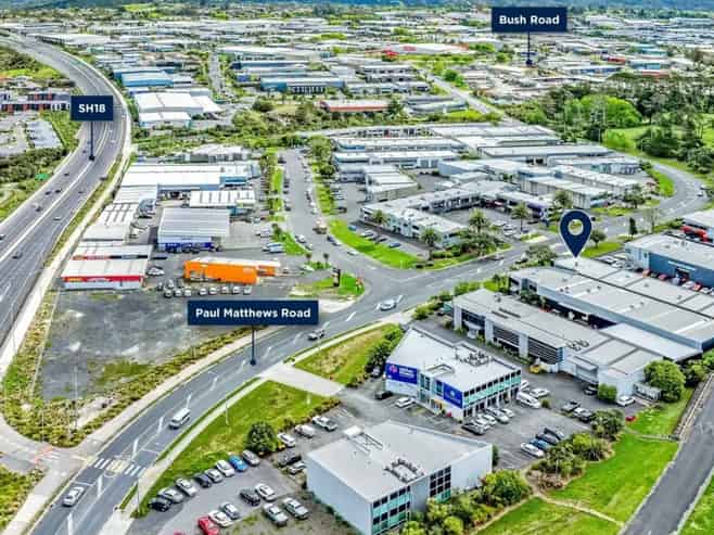 Road Front Office with Small Warehouse