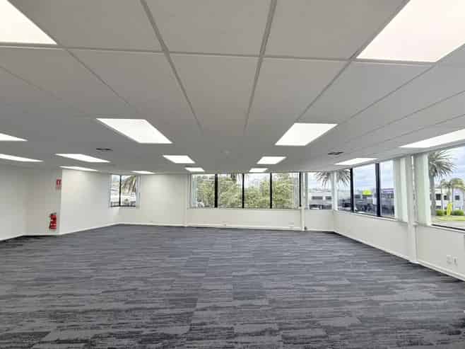 Road Front Office with Small Warehouse
