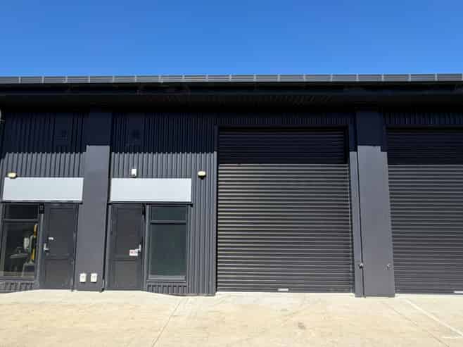 Compact Warehouse - ready to go!