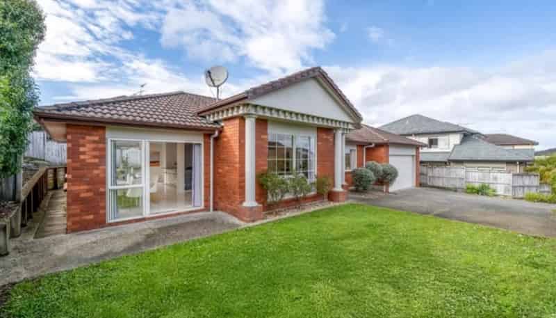 15 Kouras Place, Flat Bush