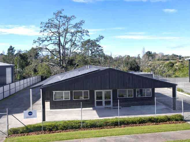 High-spec Riverlea industrial
