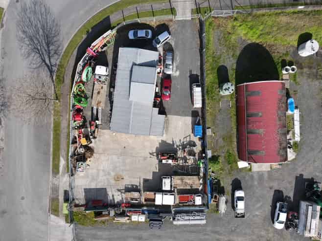 Industrial efficiency - Premium corner site
