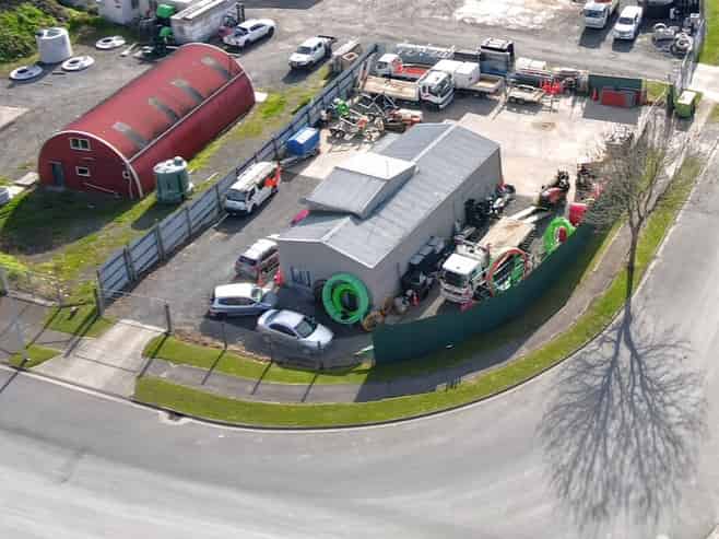 Industrial efficiency - Premium corner site