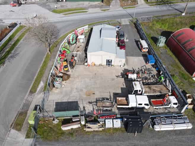 Industrial efficiency - Premium corner site