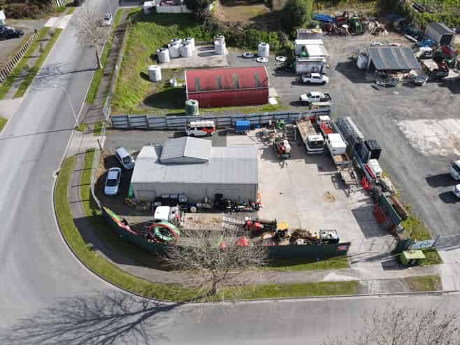 Industrial efficiency - Premium corner site