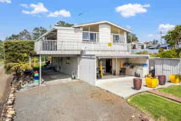 9 Sandy Beach Road, Tinopai