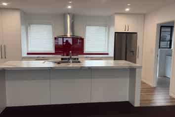 215 Queens Drive, Windsor