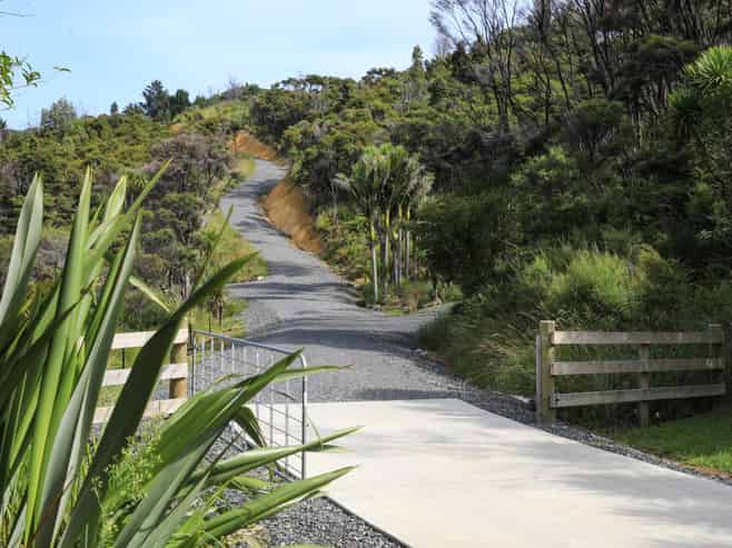 58 Little Bay Drive, Waikawau
