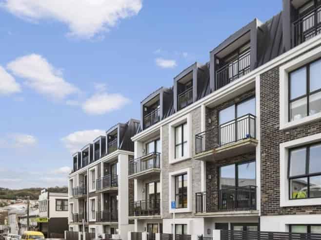 6E/11 Newtown Avenue, Newtown