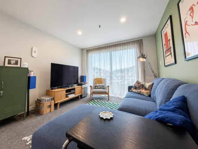6E/11 Newtown Avenue, Newtown