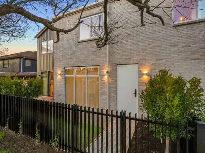 1/198 Bucklands Beach Road, Bucklands Beach
