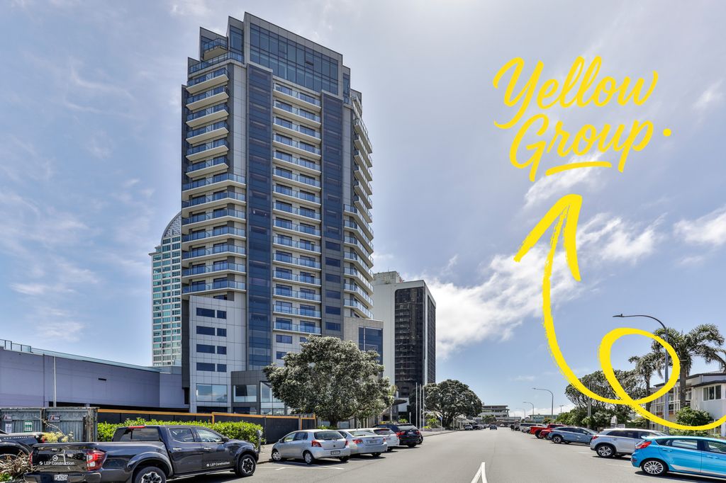 TAKAPUNA LIVING - SPENCER ON BYRON 1