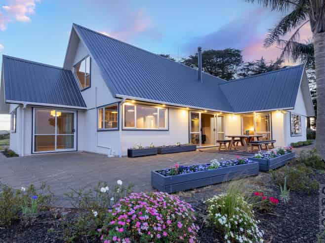 221 Amreins Road, Taupaki