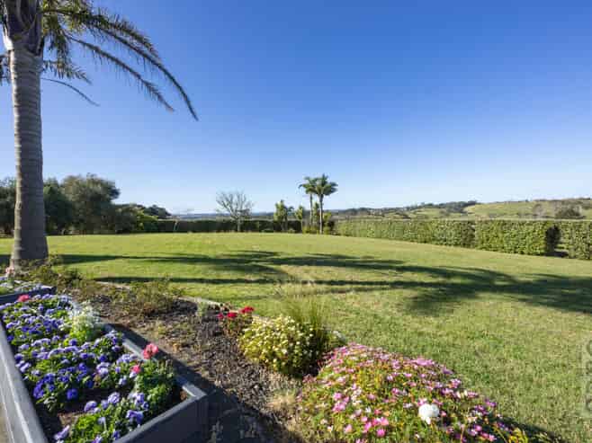 221 Amreins Road, Taupaki