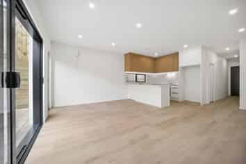 Auckland - Address withheld