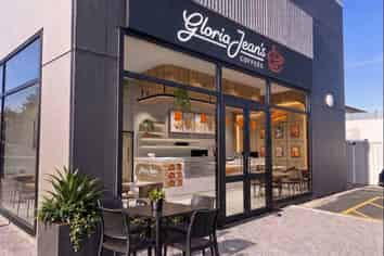 NEW Gloria Jean's Coffees cafe
