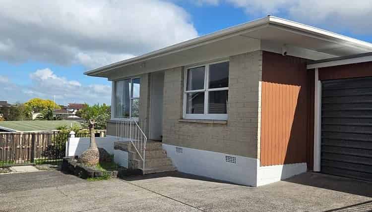 2/17 Jenelin Road, Glendene
