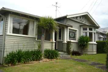 12A Highland Road, Mount Albert
