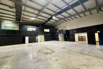 High Stud Rosebank Warehouse | 1,122 m2