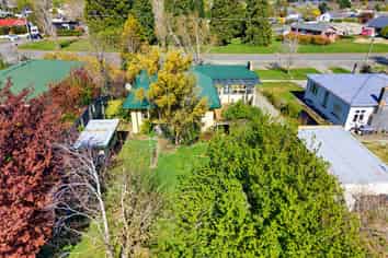 180 Flora Road, Lumsden
