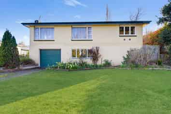 180 Flora Road, Lumsden