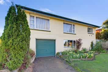 180 Flora Road, Lumsden
