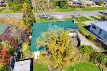 180 Flora Road, Lumsden