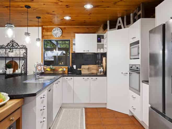 26B George Crescent, Buckland
