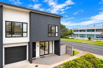 46D Carbine Road, Mount Wellington