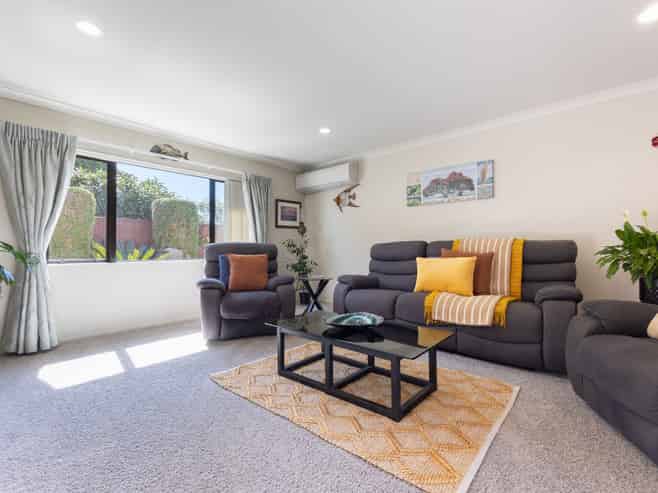 7 Central Park, PARAPARAUMU BEACH