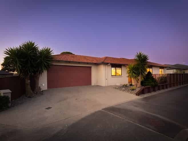 7 Central Park, PARAPARAUMU BEACH