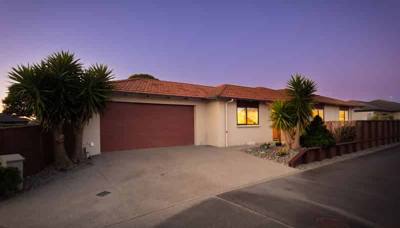 7 Central Park, PARAPARAUMU BEACH