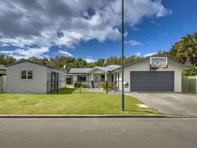 20 Chelsea Drive, Taradale