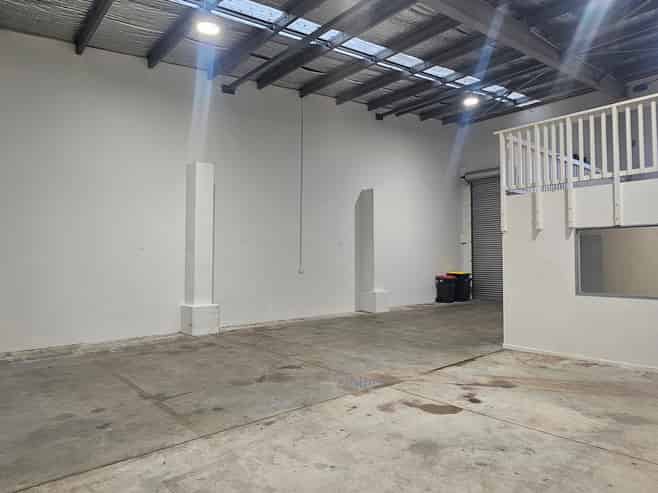 Position Plus-SH1 Hornby Warehouse