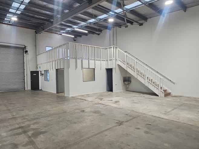 Position Plus-SH1 Hornby Warehouse