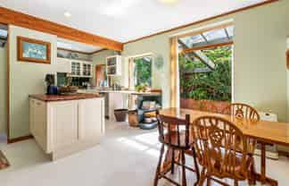9 Fitzroy Street, Wadestown