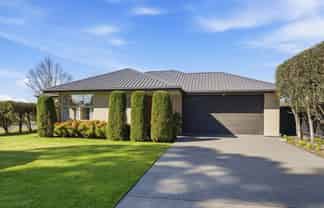 29 Saracen Avenue, Northwood