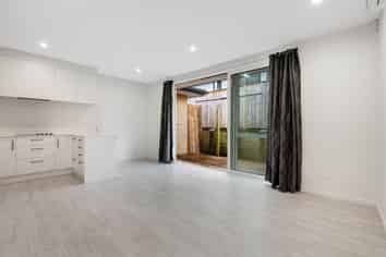 11A Maraeariki Avenue , Orewa