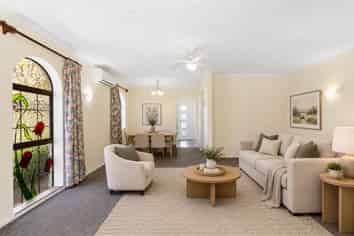 2/28 Marlborough Street, Silverstream