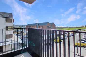 84c/201 Te Oneroa Way, Long Bay