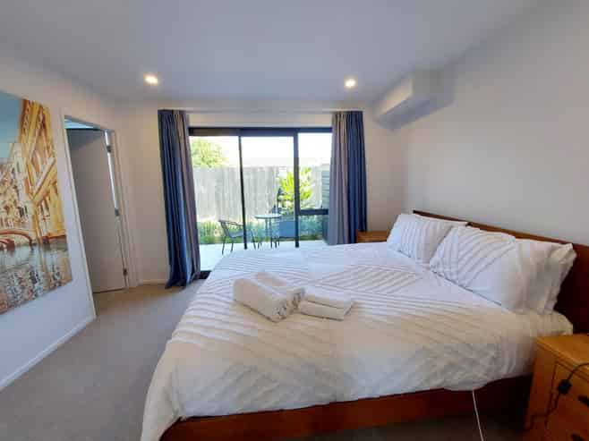 5/128 Onewa Road, Northcote