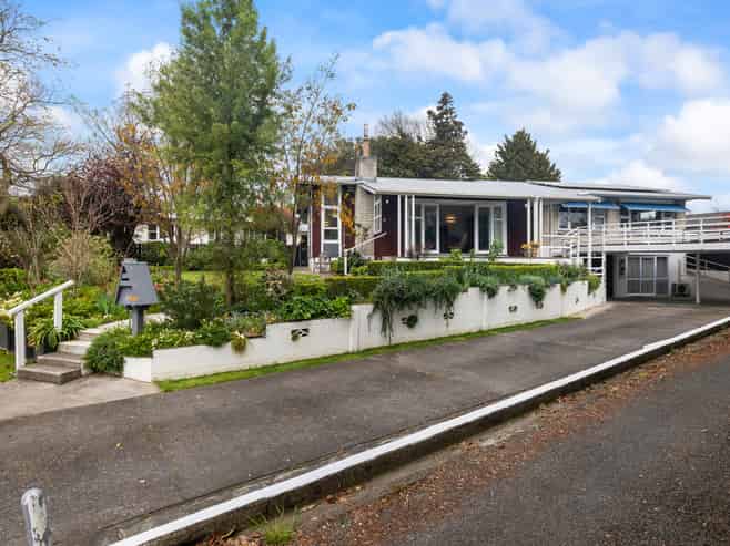 16 Stuart Street, Levin