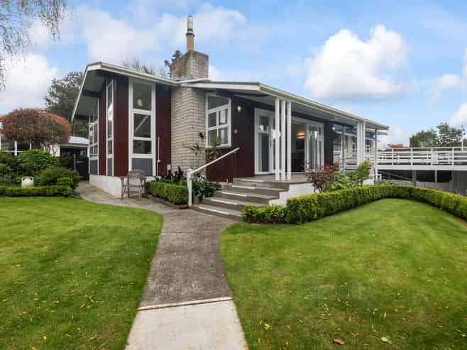 16 Stuart Street, Levin