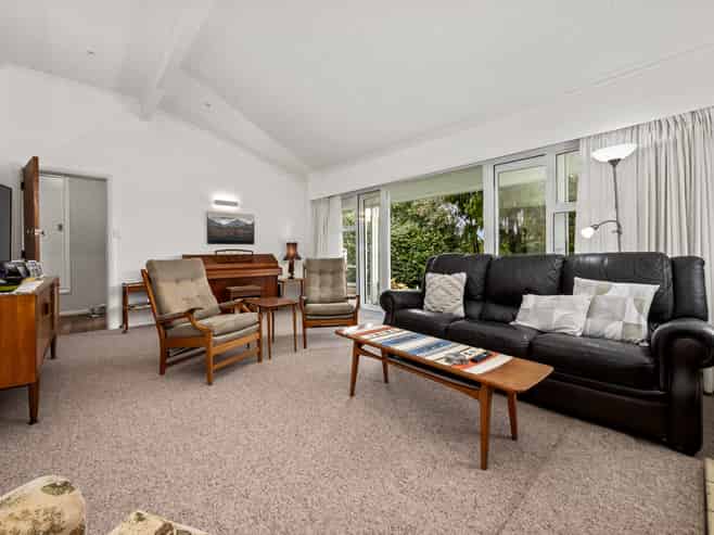 16 Stuart Street, Levin