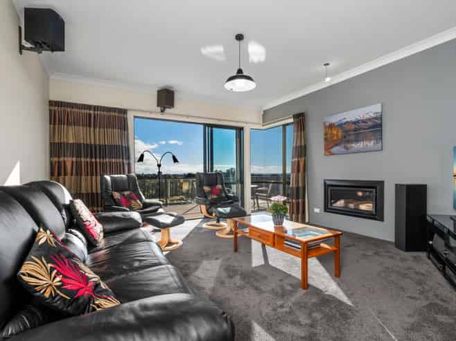 35 Estuary View Road, Welcome Bay