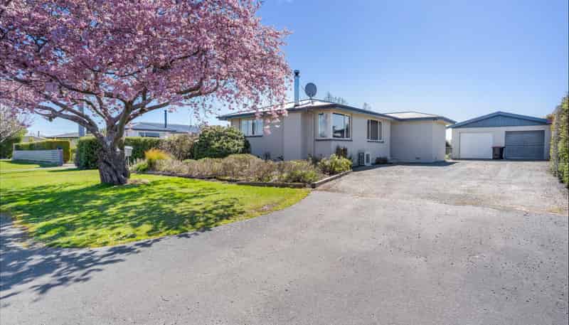 44 Dejoux Road, Winton