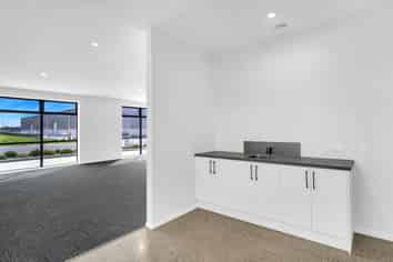 Modern warehouse opportunity in IPORT