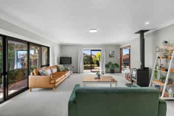 42 Camberwell Place, Avonhead