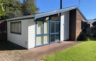 8d Nevada Drive, Merrilands